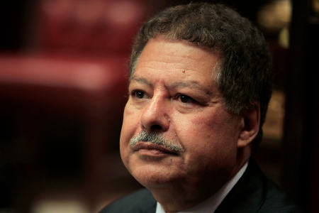 Zewail's brainchild is already in financial strife.